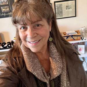 Meet your Posher, Sandi